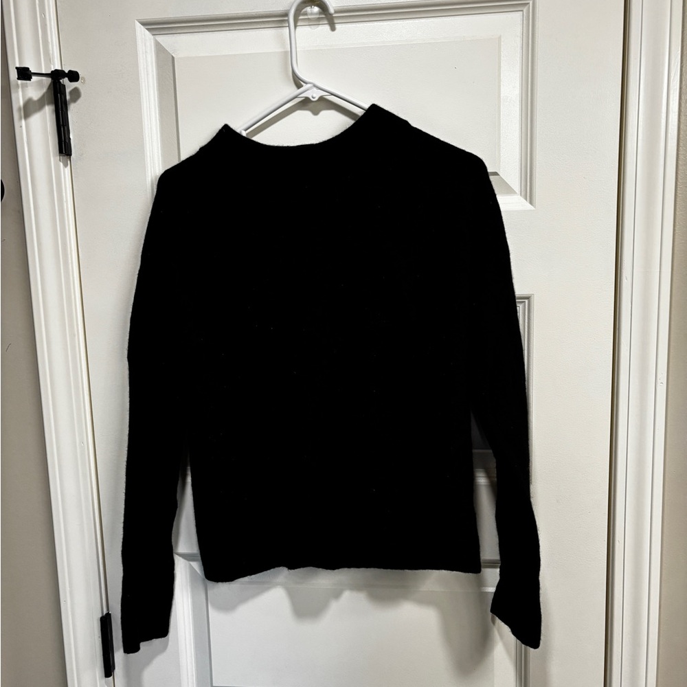 Athleta Black Long Sleeve Top